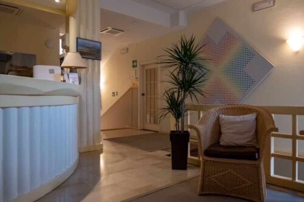 Hotel Il Telamonio ตาลาโมเน ภายนอก รูปภาพ
