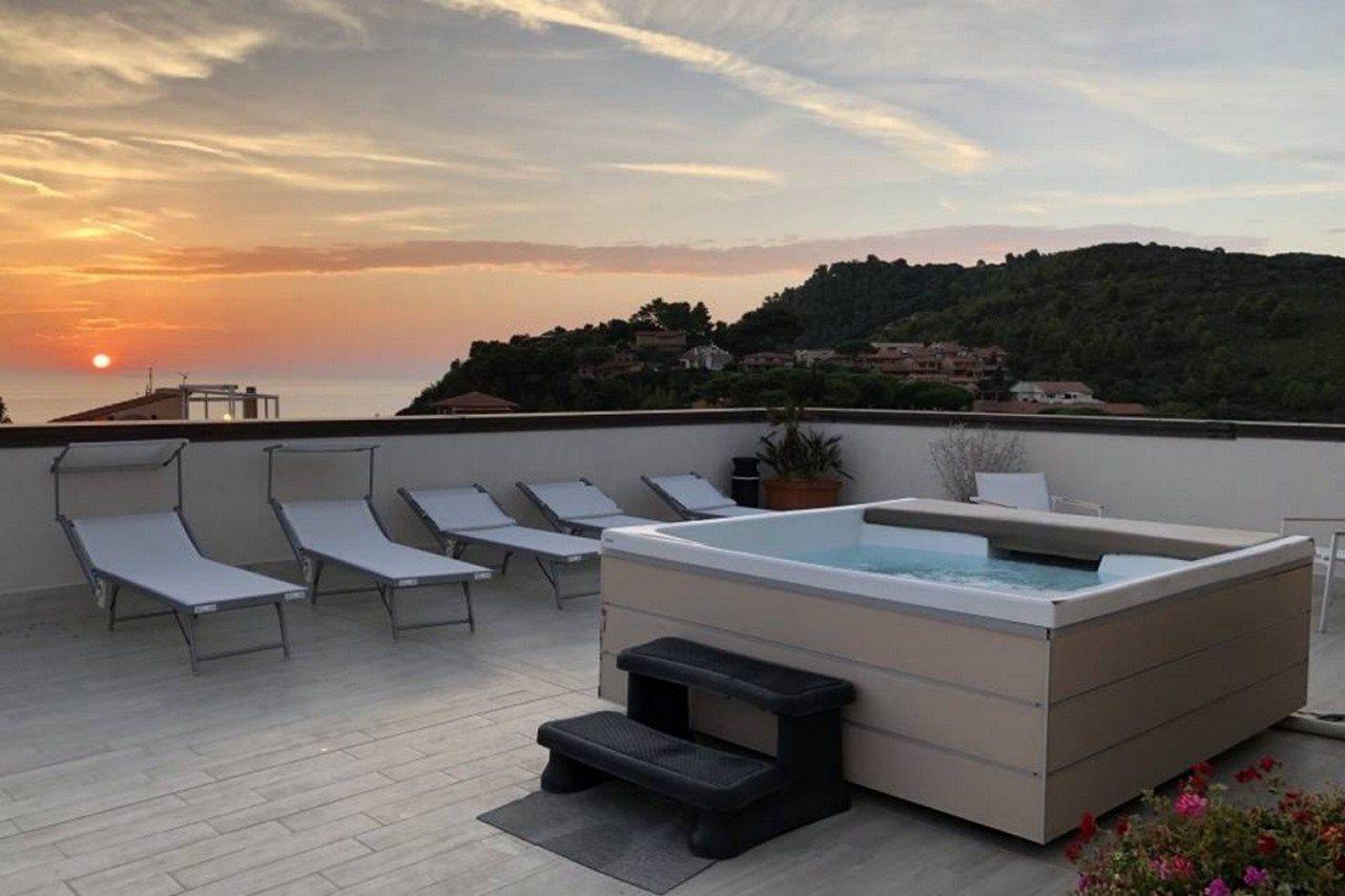 Hotel Il Telamonio ตาลาโมเน ภายนอก รูปภาพ