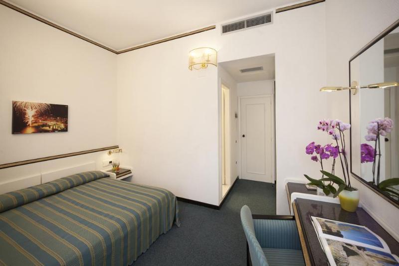 Hotel Il Telamonio ตาลาโมเน ภายนอก รูปภาพ